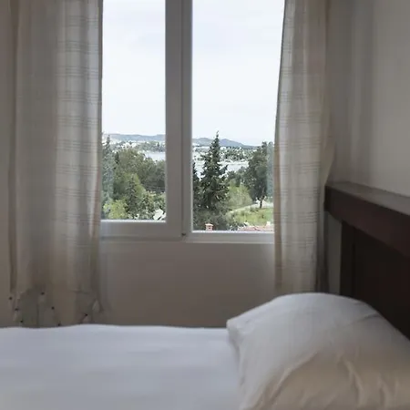 Olimpos Bed & Breakfast 4*