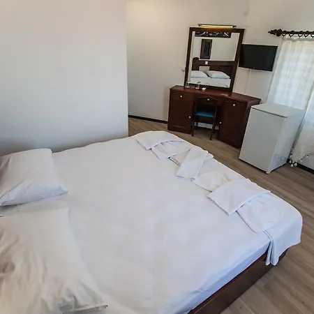 Olimpos Bed & Breakfast 4*